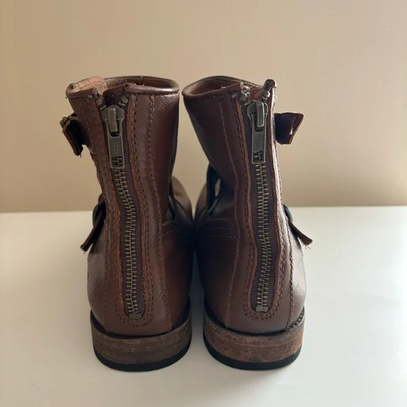 FRYE Tyler Engineer Leather Boots Women's Size 9 B Cognac Brown - Picture 5 of 9